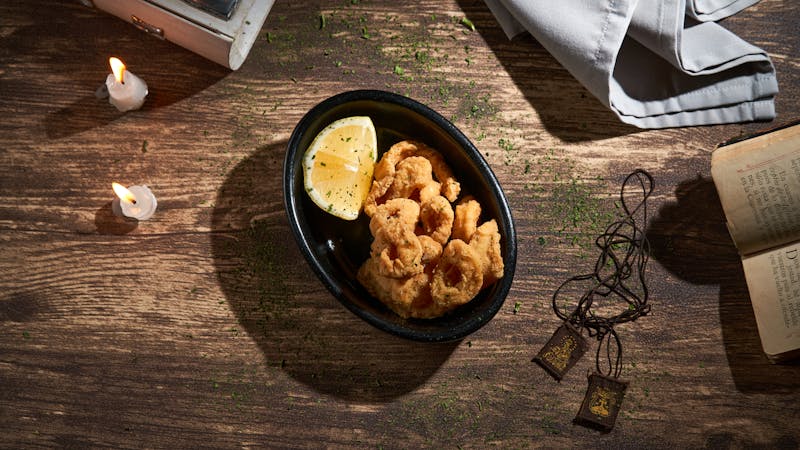 Crispy calamari with lemon aioli